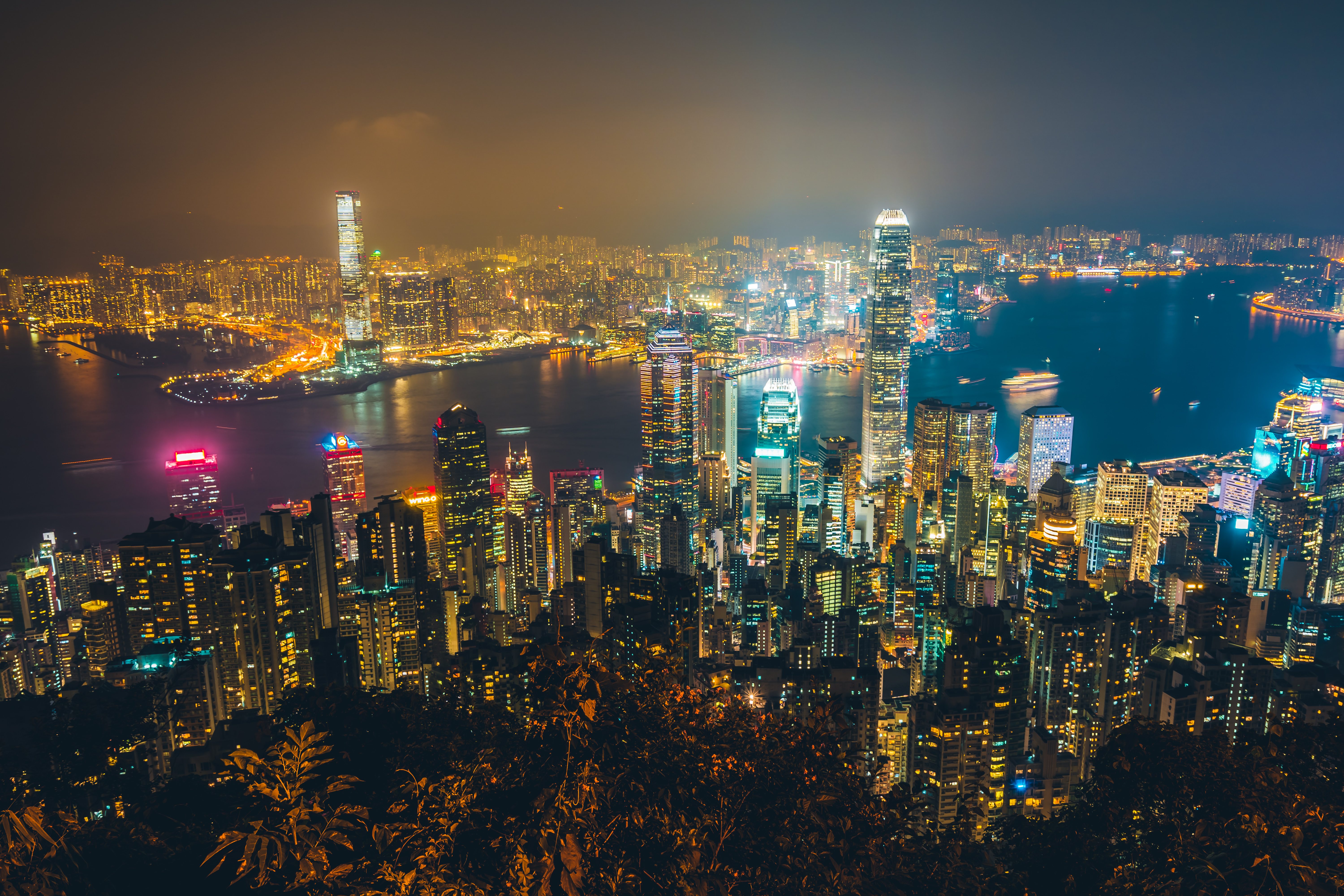 Behind the Pages of "Across Borders, Across Classes" : The Journey of Researching Indonesian Migrant Workers in Hong Kong